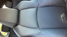 Toyota Yaris 1.5 Hybrid Dynamic 5dr CVT Hybrid Hatchback